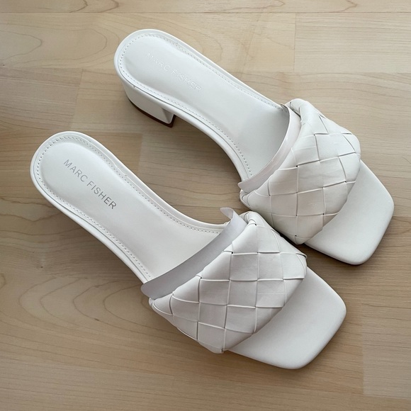 Marc Fisher Casper Sandal - Picture 3 of 8